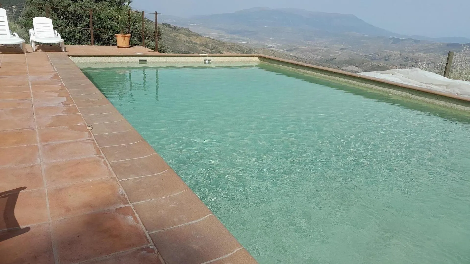 Tolles Ferienhaus Mit Grill, Garten Und Terrasse Berchules Spain